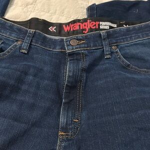 Wrangler 36 x29 jeans-4 way flex Performance series.  Dark denim, straight leg